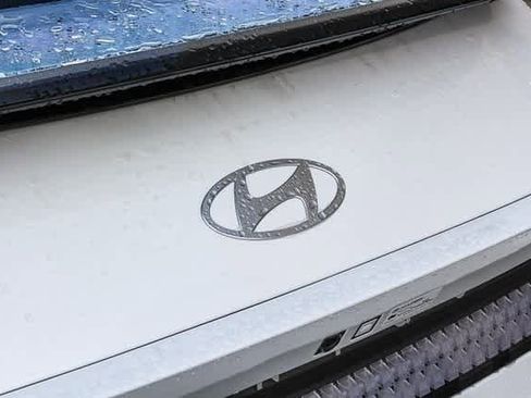 New 2025 Hyundai Ioniq 6 SEL image 14