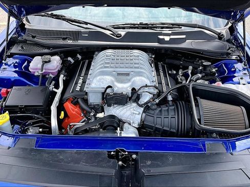 Used 2022 Dodge Challenger SRT Hellcat w/ SRT Black Package RWD image 28