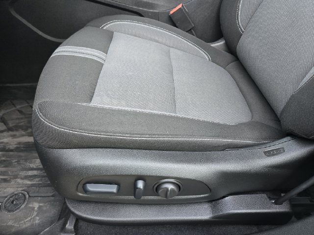 Used 2024 Chevrolet Blazer LT w/ Convenience Package FWD image 24