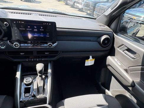 New 2026 Chevrolet Colorado Trail Boss AWD/4WD image 17