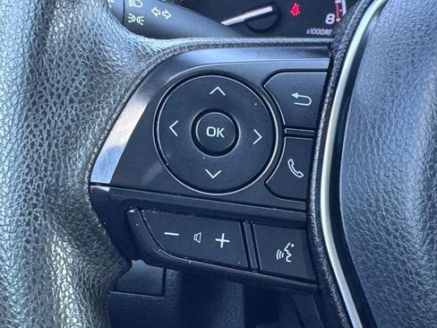 Used 2019 Toyota Camry LE w/ Carpet Mat Package FWD image 8