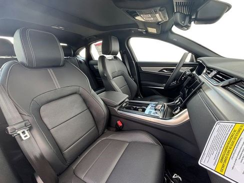 New 2024 Jaguar XF R-Dynamic SE image 19