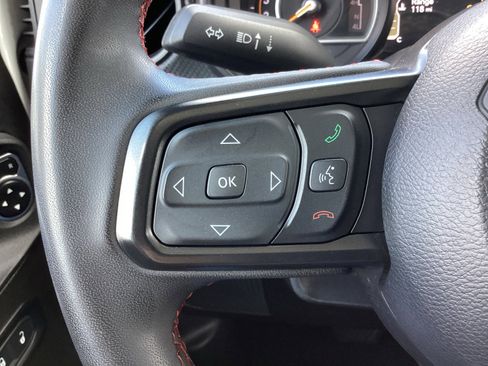 Used 2024 Jeep Wrangler Unlimited Rubicon AWD/4WD image 18