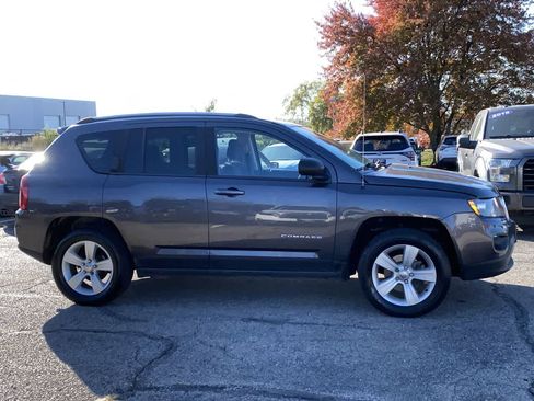 Used 2016 Jeep Compass Sport w/ Power Value Group image 7