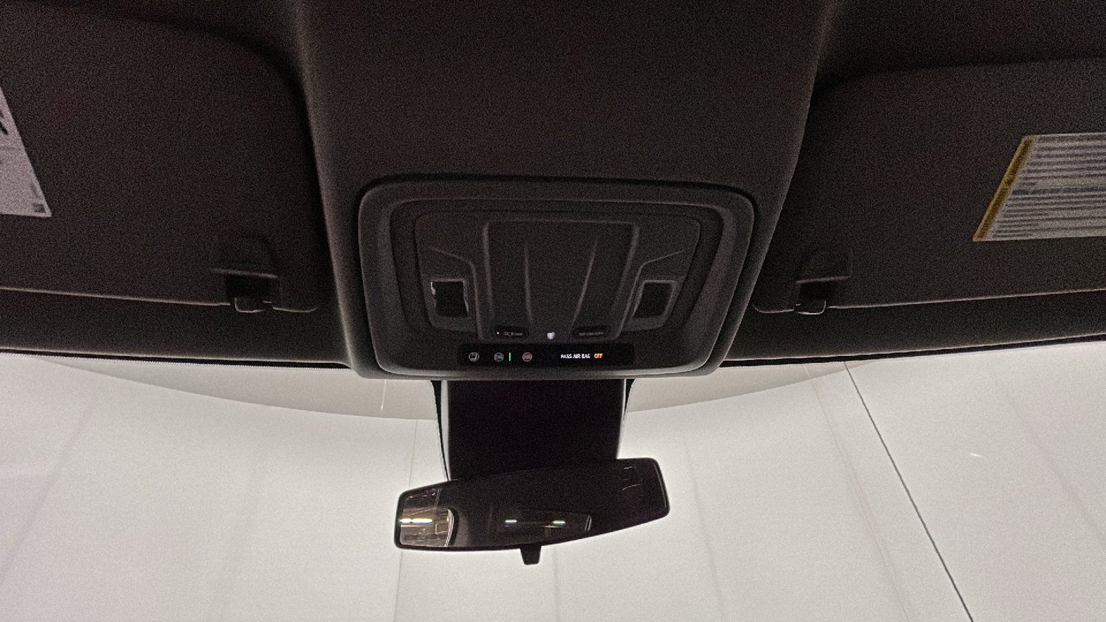 Used 2024 Chevrolet Silverado 1500 LT AWD/4WD image 31