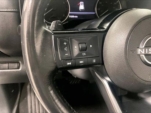 Certified 2022 Nissan Pathfinder SV image 23