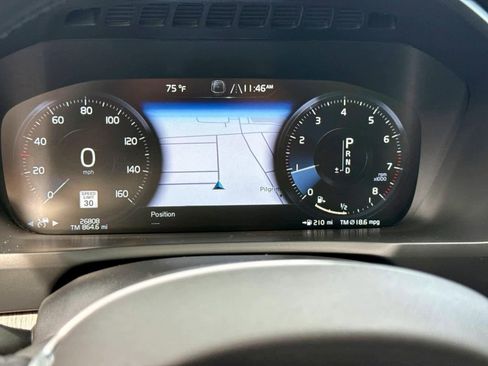 Used 2022 Volvo XC90 T6 Inscription w/ Climate Package image 21