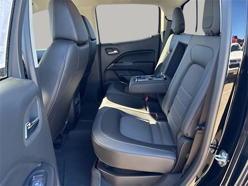 Used 2022 GMC Canyon AT4 image 19