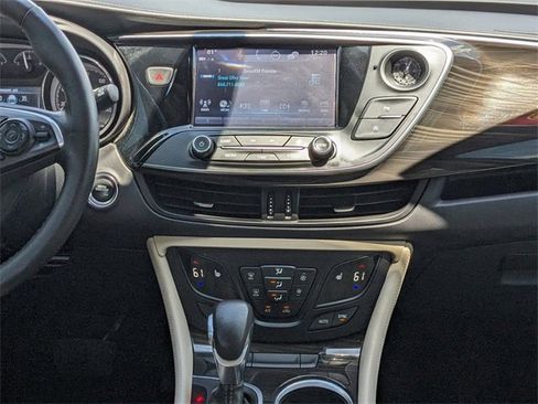 Used 2020 Buick Envision Essence image 25