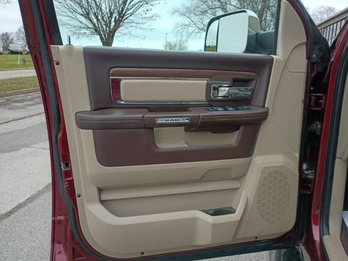 Used 2018 RAM 2500 Laramie image 16