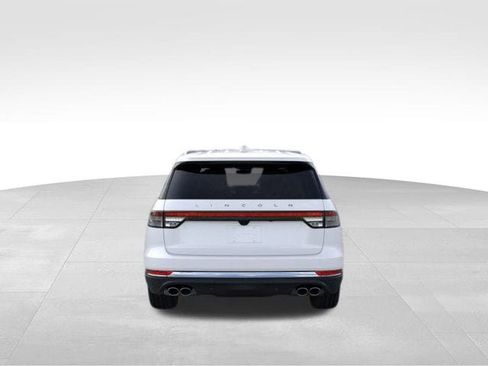 New 2026 Lincoln Aviator AWD image 27