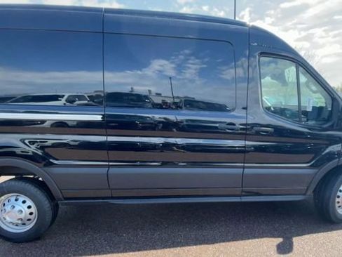 New 2026 Ford Transit 250 148 Medium Roof Extended AWD image 9
