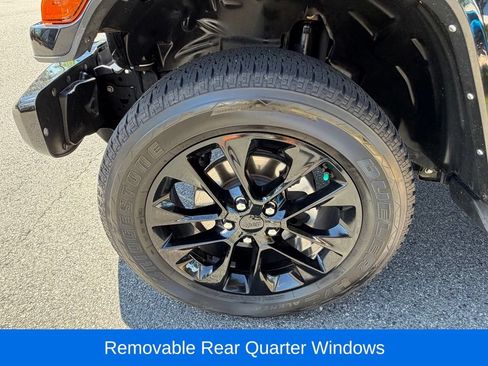 Used 2021 Jeep Wrangler Unlimited Sahara AWD/4WD image 13