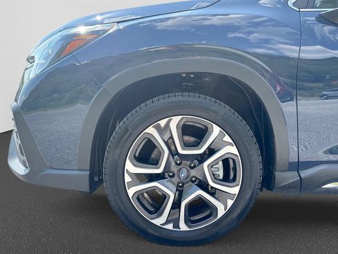 Used 2024 Subaru Ascent Limited w/ Technology Package AWD/4WD image 14