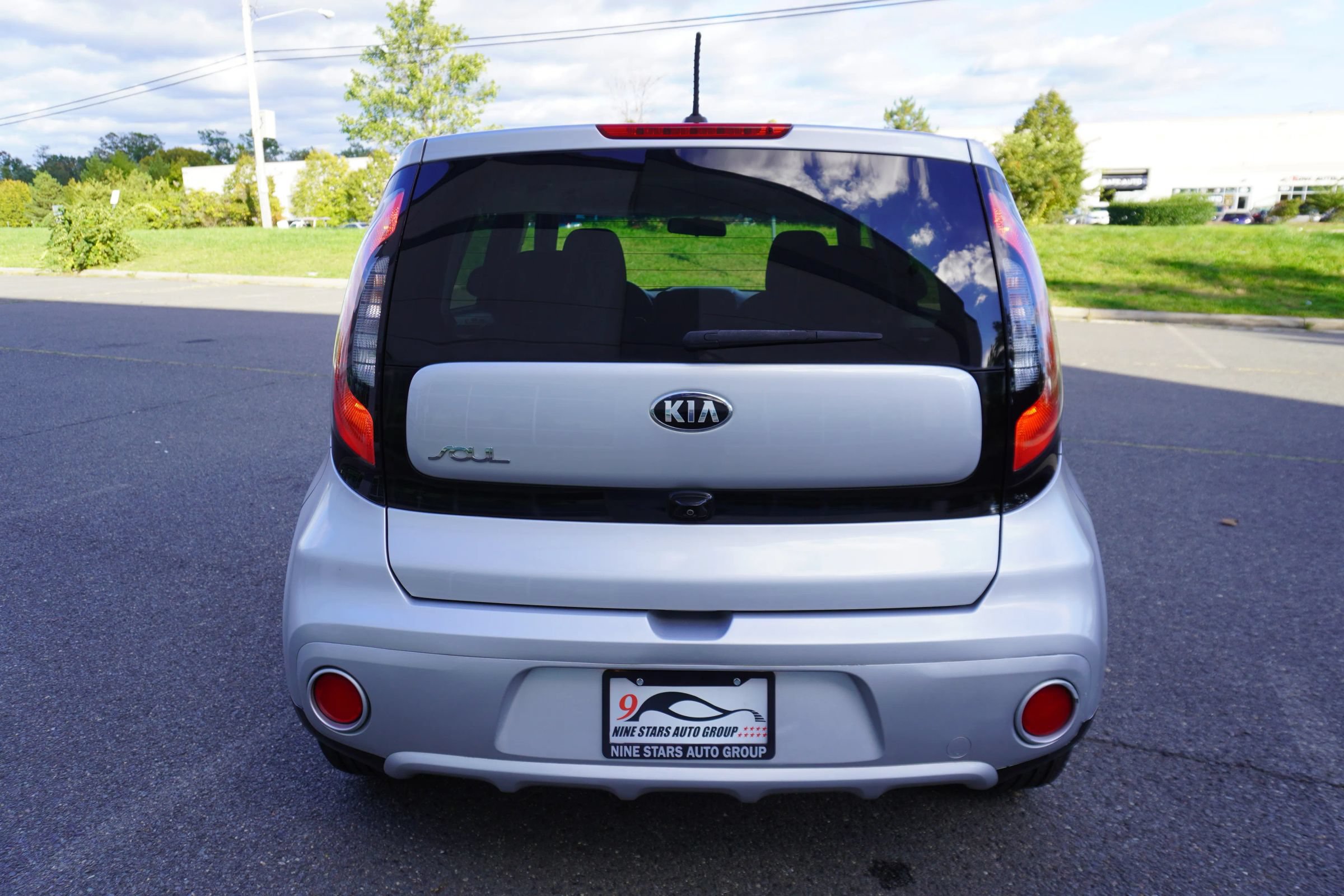 Used 2018 Kia Soul + FWD image 6