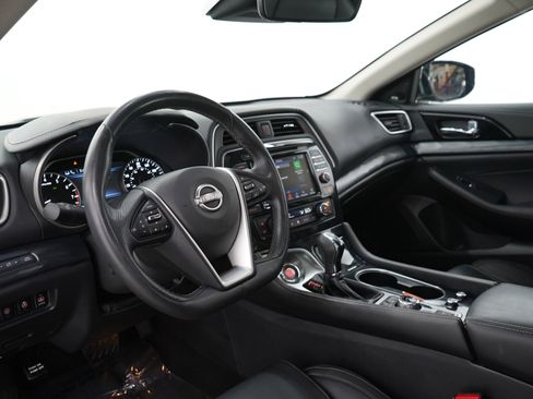 Used 2023 Nissan Maxima Platinum w/ Sport Mat Group FWD image 25