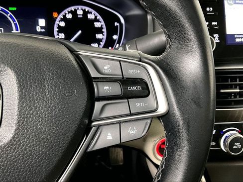 Used 2022 Honda Accord Touring image 19