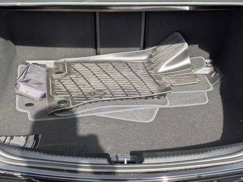 Used 2025 Mercedes-Benz C 300 4MATIC Sedan image 28