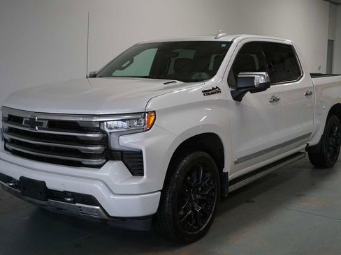 Used 2023 Chevrolet Silverado 1500 High Country w/ Technology Package image 1