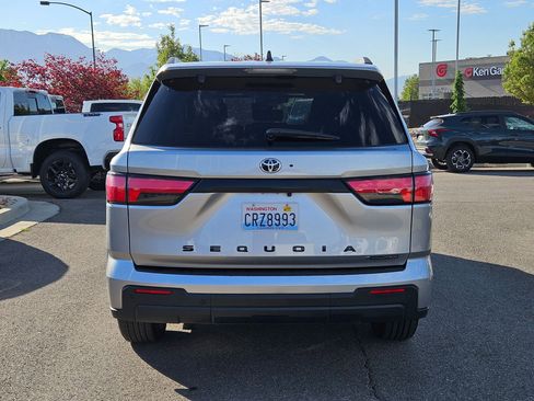 Used 2025 Toyota Sequoia SR5 AWD/4WD image 15