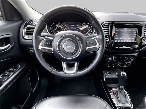 Used 2021 Jeep Compass Latitude FWD image 6