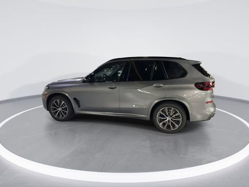 New 2026 BMW X5 M60i image 5