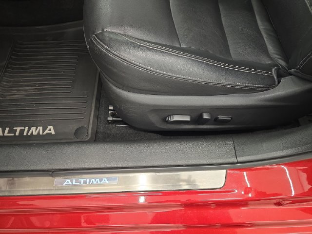 Used 2020 Nissan Altima 2.5 SL FWD image 33