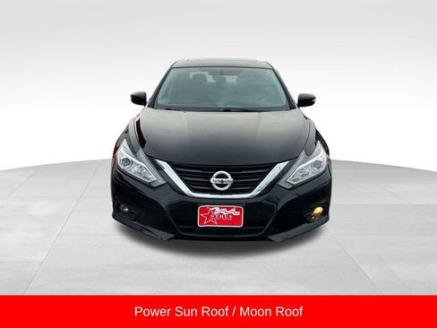 Used 2016 Nissan Altima 2.5 SL w/ 2.5 Technology Package image 2