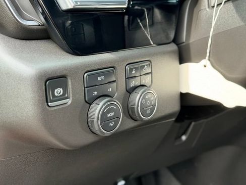 Used 2025 Chevrolet Silverado 1500 RST w/ Convenience Package II AWD/4WD image 8