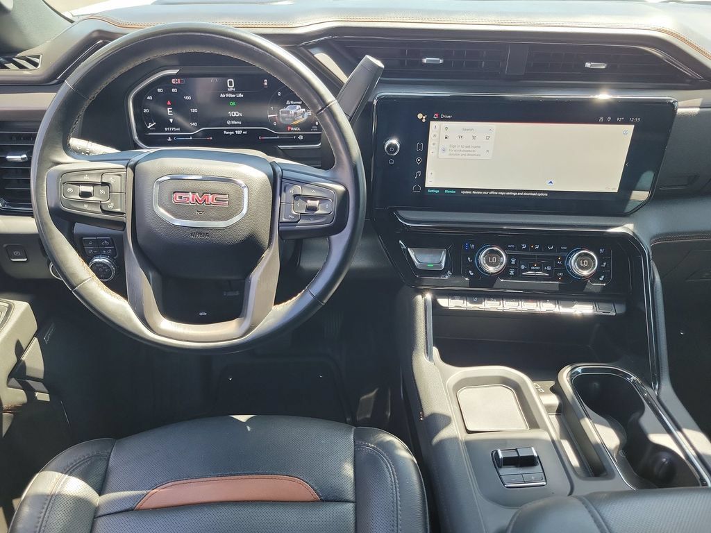 Used 2024 GMC Sierra 2500 AT4 w/ AT4 Preferred Package AWD/4WD image 11