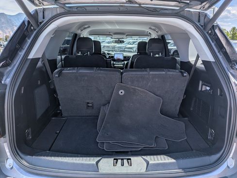 Used 2021 Ford Explorer Limited w/ Equipment Group 301A AWD/4WD image 32