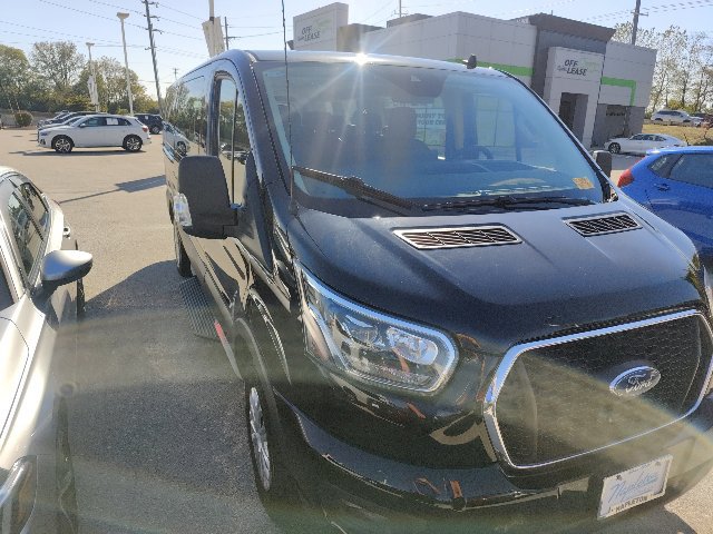 Used 2023 Ford Transit 350 XLT RWD image 18