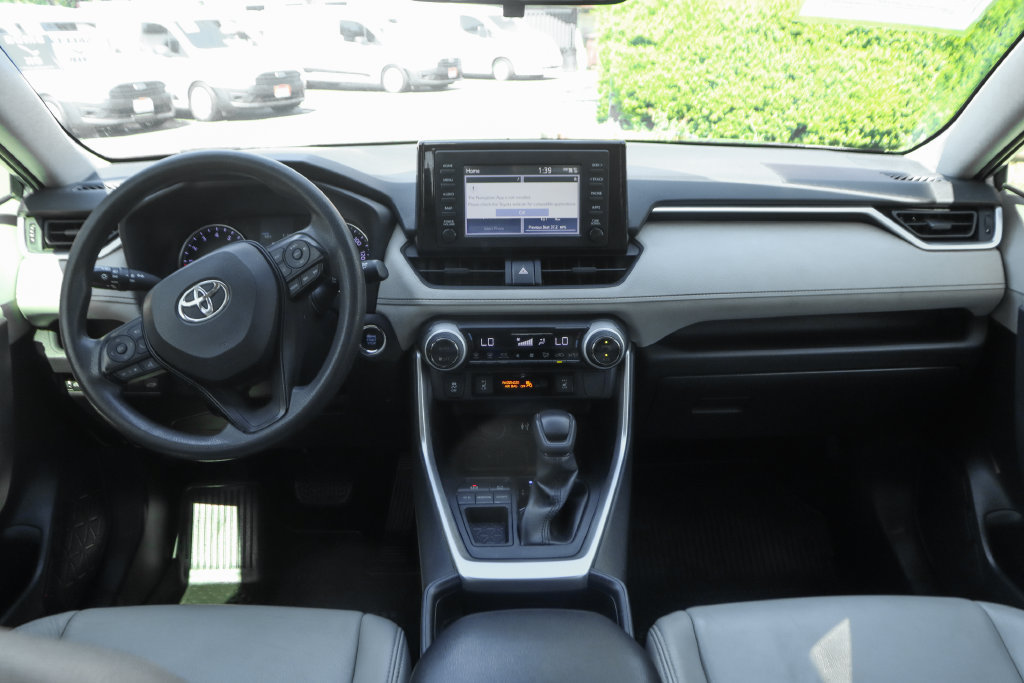 Used 2019 Toyota RAV4 XLE FWD image 24