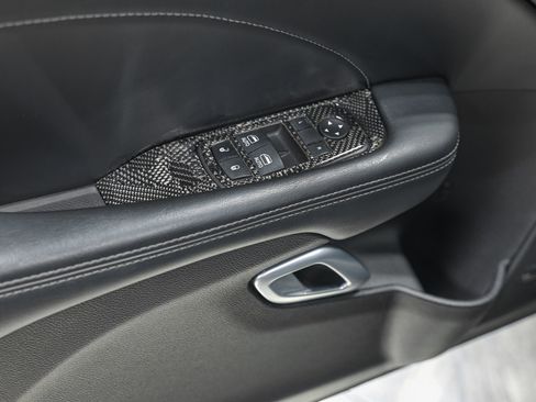 Used 2022 Dodge Challenger SXT w/ Plus Package image 12