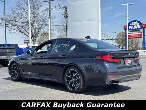 Used 2022 BMW M550i xDrive image 2