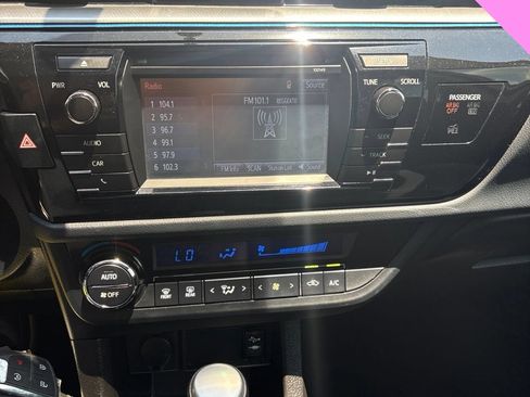 Used 2015 Toyota Corolla S FWD image 13