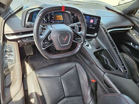 Used 2022 Chevrolet Corvette Stingray Premium Conv w/ Z51 Performance Package image 28