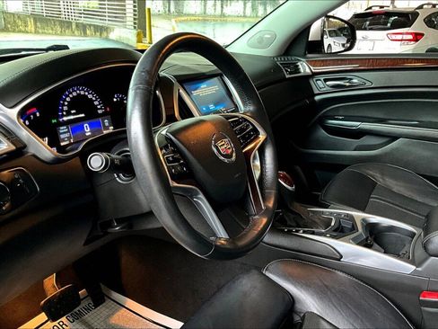 Used 2015 Cadillac SRX Luxury w/ Driver Awareness Package image 10