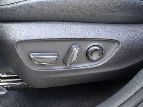 Used 2025 Toyota Grand Highlander AWD Hybrid image 20