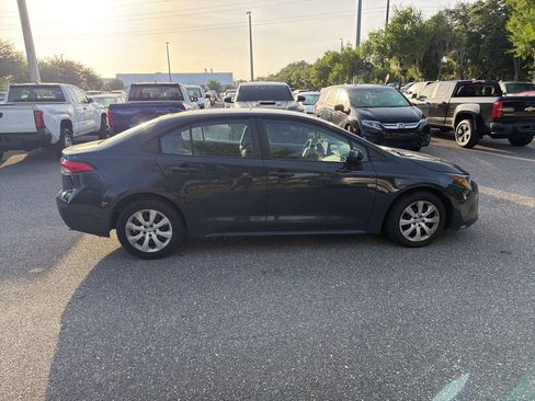 Used 2023 Toyota Corolla LE FWD image 4
