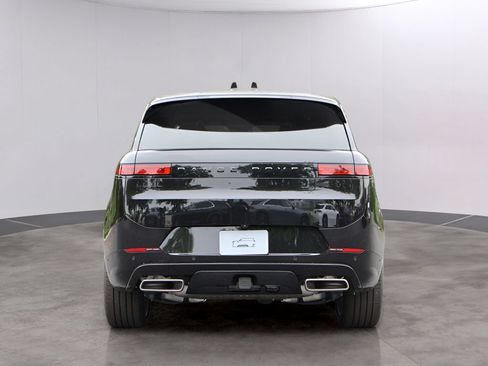 New 2026 Land Rover Range Rover Sport Dynamic SE AWD/4WD image 6