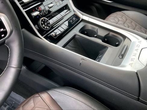 Used 2025 Nissan Armada Platinum Reserve image 20