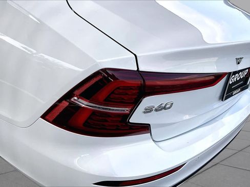 Used 2022 Volvo S60 B5 Inscription AWD/4WD image 29