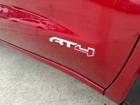 Used 2023 GMC Sierra 1500 AT4 w/ Technology Package image 11