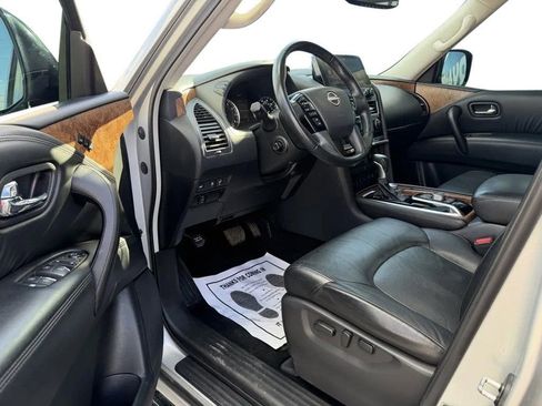 Used 2023 Nissan Armada SL w/ Captain's Chairs Package AWD/4WD image 11