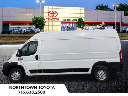 Used 2020 RAM ProMaster 2500 w/ Interior Convenience Group image 3