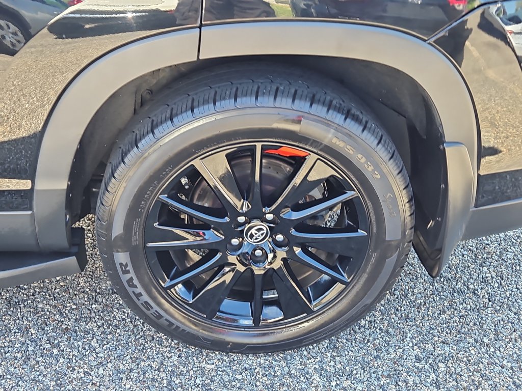 Used 2019 Toyota Highlander SE AWD/4WD image 8