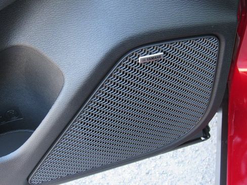 New 2025 Mitsubishi Outlander SE image 12