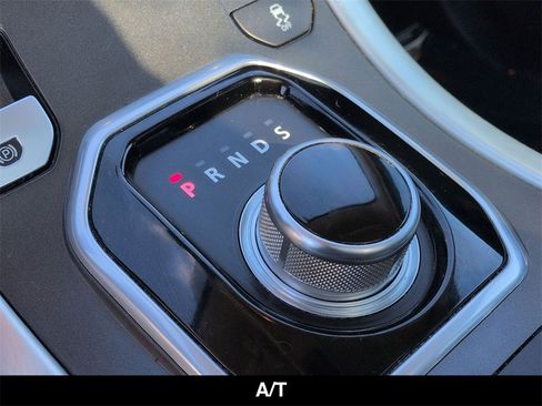 Used 2013 Land Rover Range Rover Evoque Pure Premium image 6