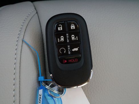 Certified 2026 Honda Odyssey EX-L image 29